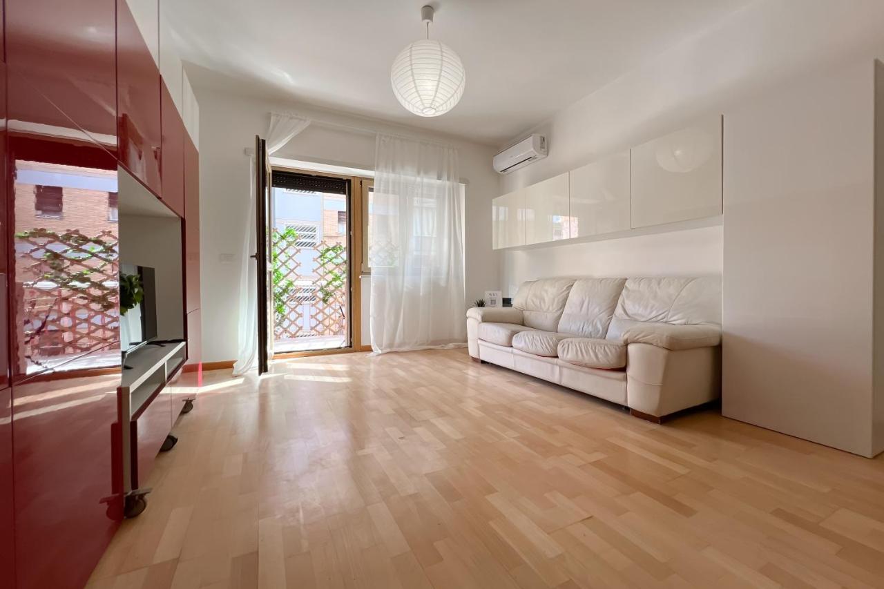 La Casa Di Roma Apartment Exterior photo